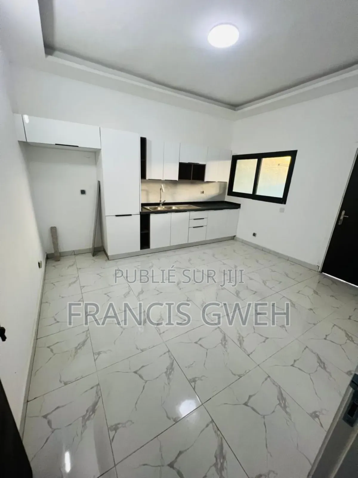 4chbre Duplex dans Francis Gweh, Cocody à Vendre