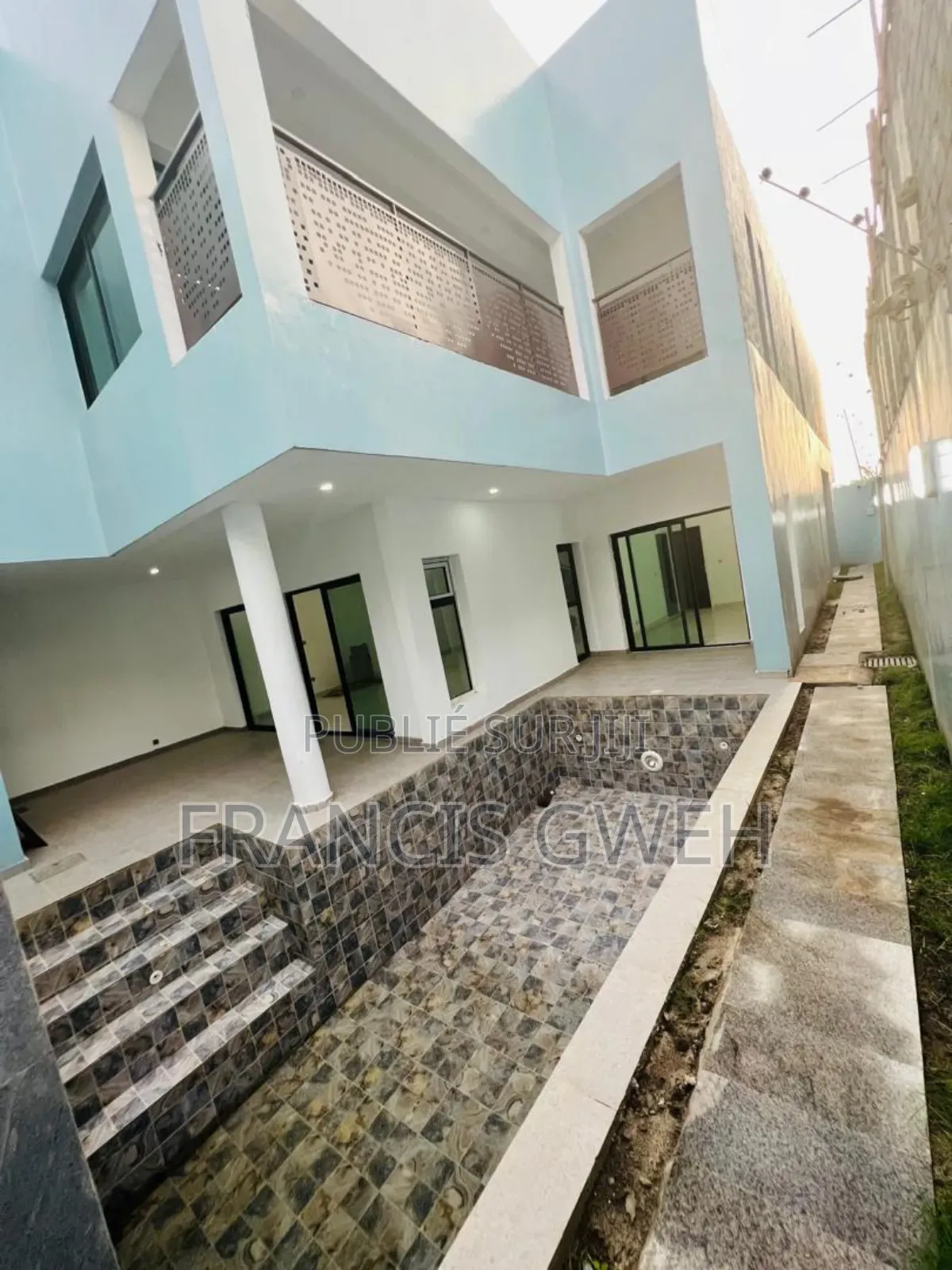 4chbre Duplex dans Francis Gweh, Cocody à Vendre