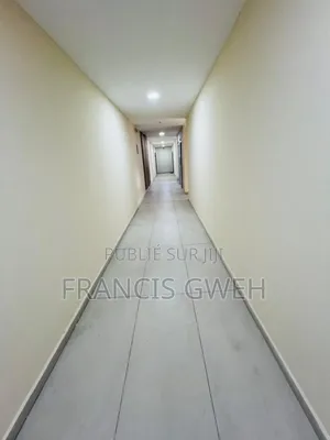 4chbre Appartement dans Francis Gweh, Cocody à Louer