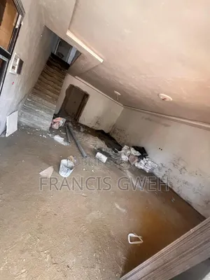 4chbre Duplex Dans Francis Gweh, Cocody À Vendre