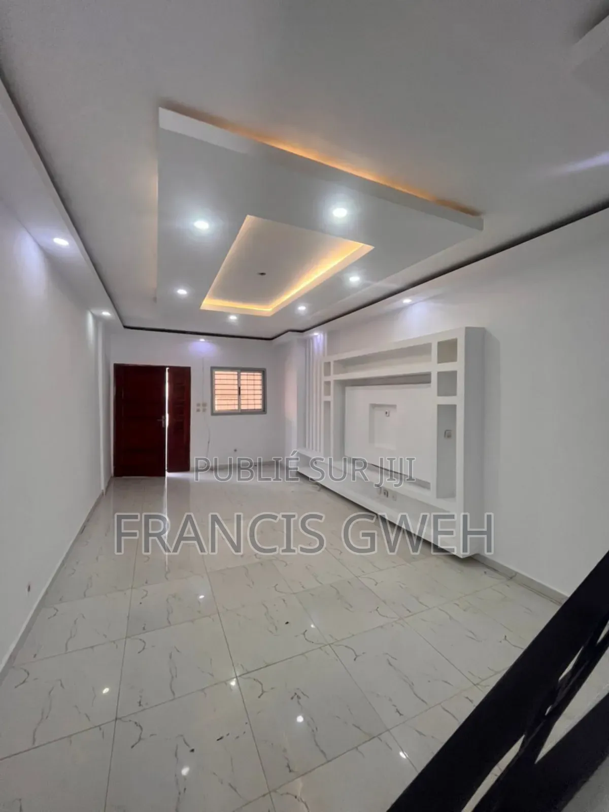 3chbre Duplex dans Francis Gweh, Cocody à Vendre