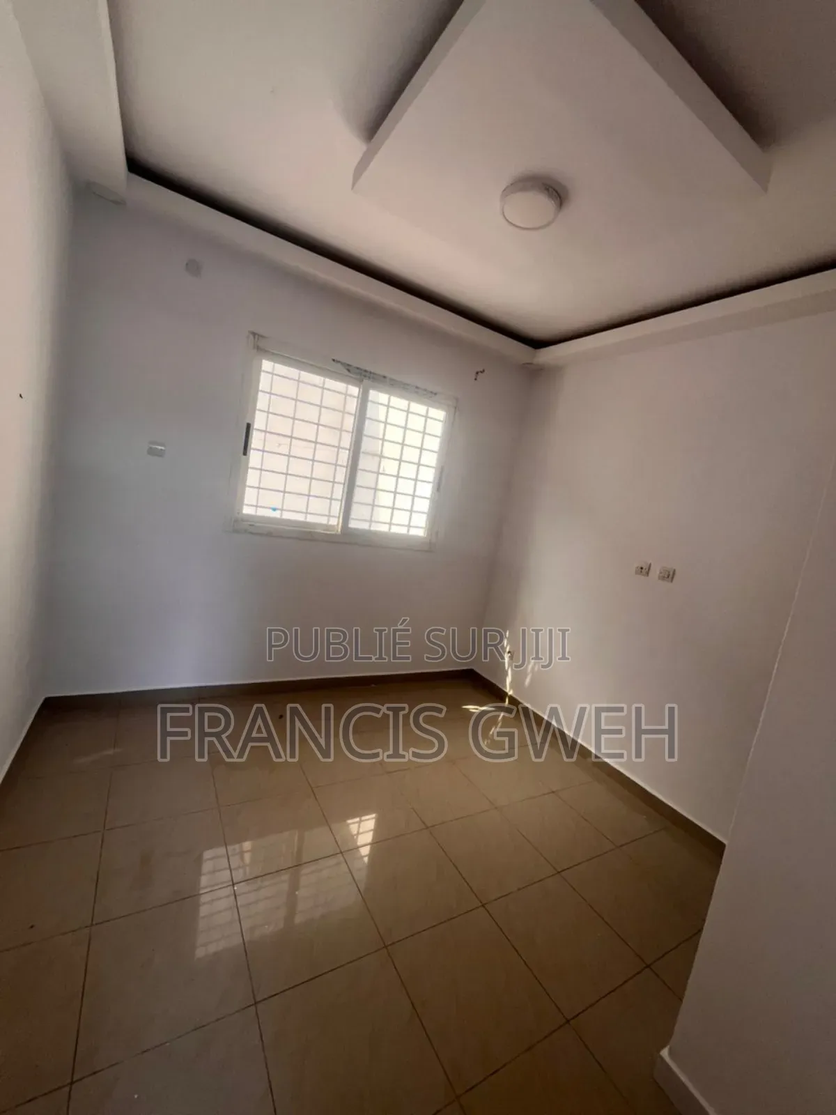 3chbre Duplex dans Francis Gweh, Cocody à Vendre