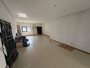 3chbre Villa dans Francis Gweh, Cocody à Vendre