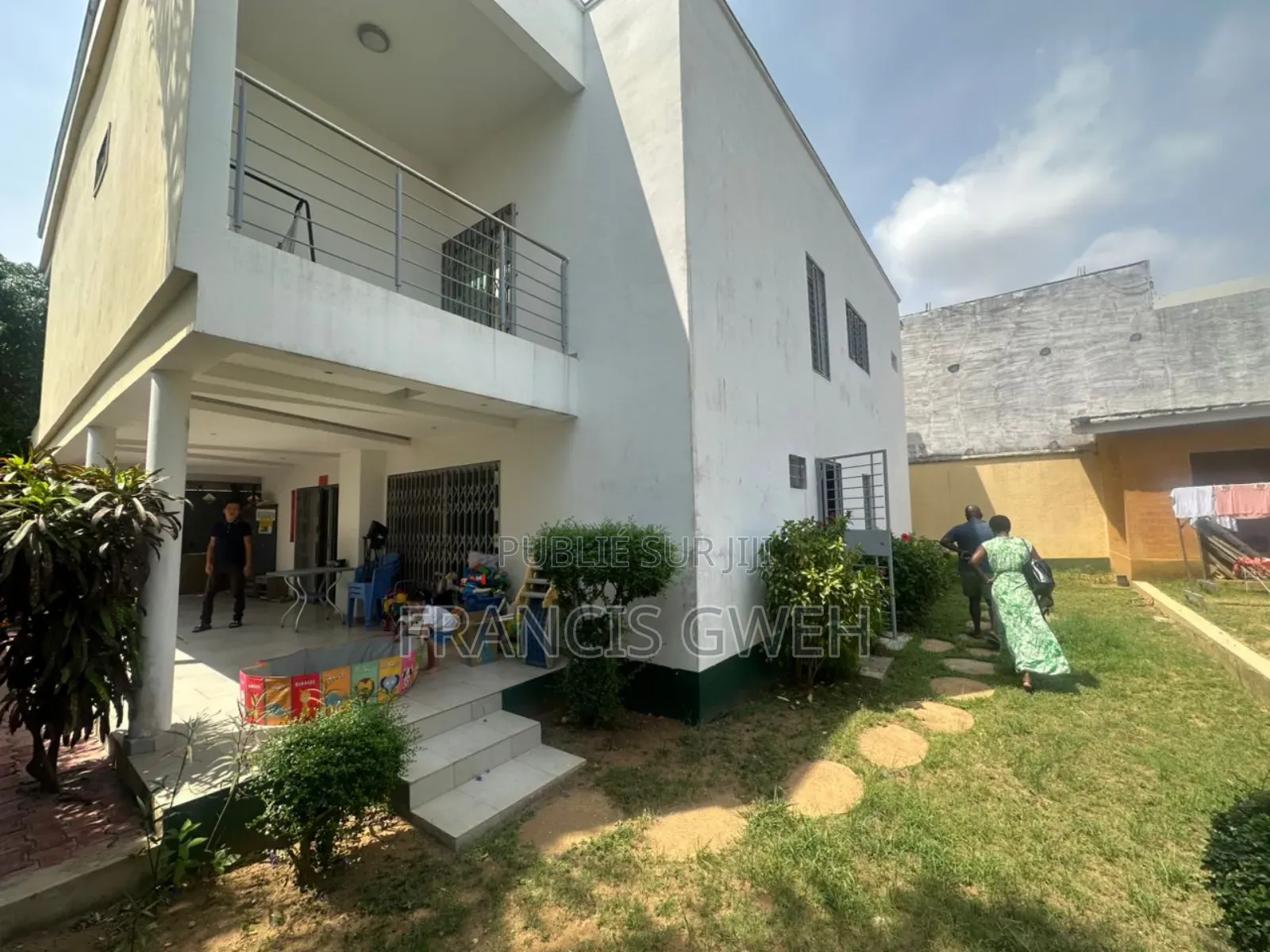 3chbre Duplex dans Francis Gweh, Cocody à Vendre