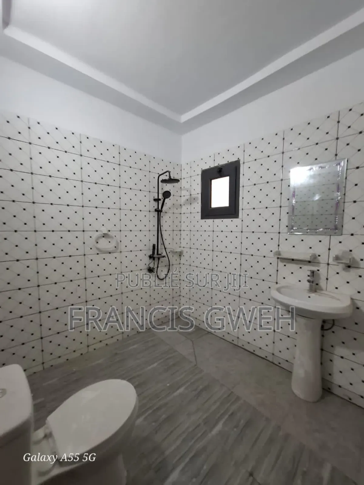 3chbre Duplex dans Francis Gweh, Cocody à Vendre