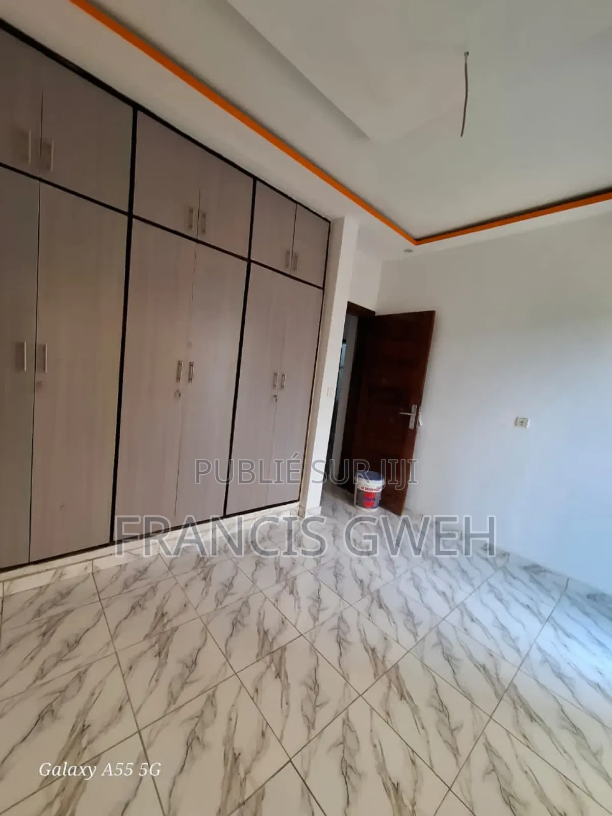 3chbre Duplex dans Francis Gweh, Cocody à Vendre