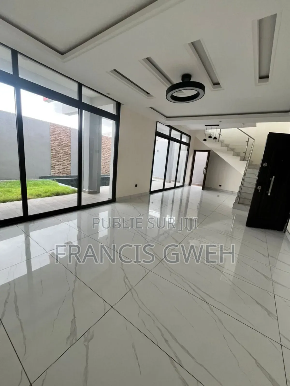 4chbre Duplex dans Francis Gweh, Cocody à Vendre