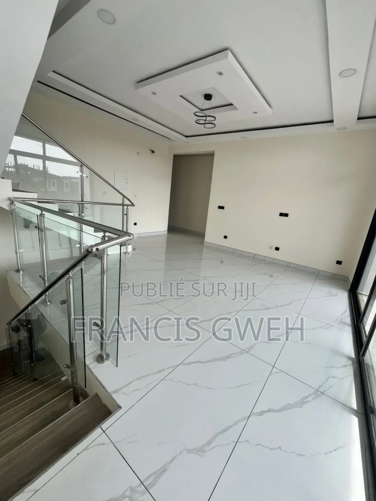 4chbre Duplex dans Francis Gweh, Cocody à Vendre