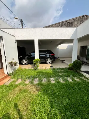 4chbre Villa dans Francis Gweh, Cocody à Louer
