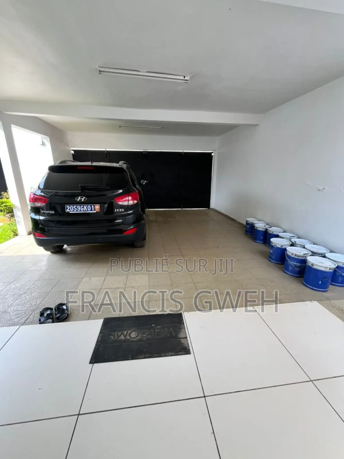 4chbre Villa dans Francis Gweh, Cocody à Louer