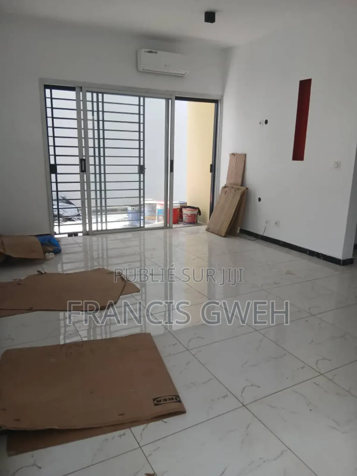 2chbre Appartement dans Francis Gweh, Cocody à Louer