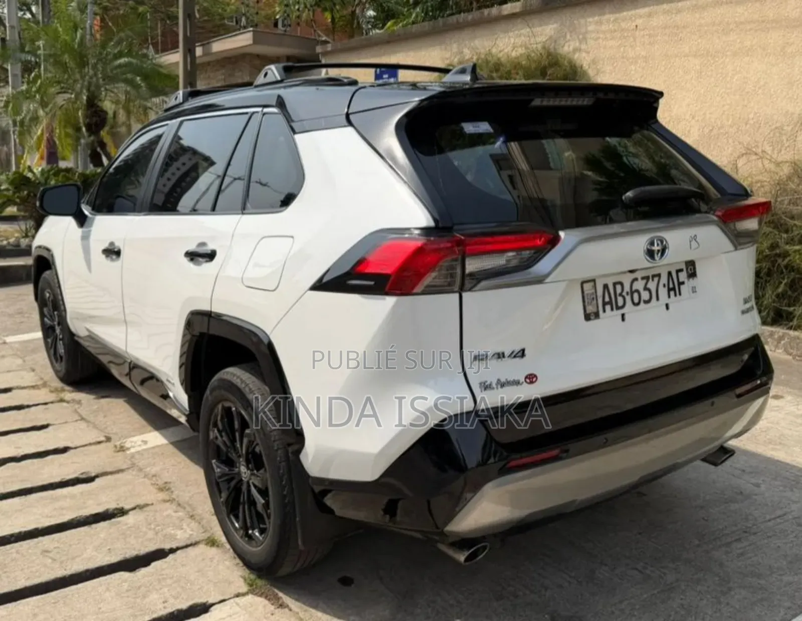 Toyota RAV4 2024 Blanc cassé