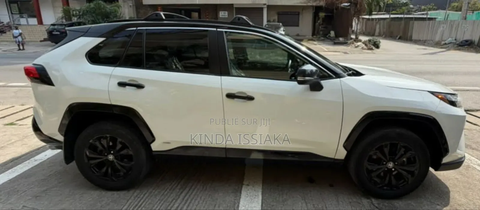 Toyota RAV4 2024 Blanc cassé