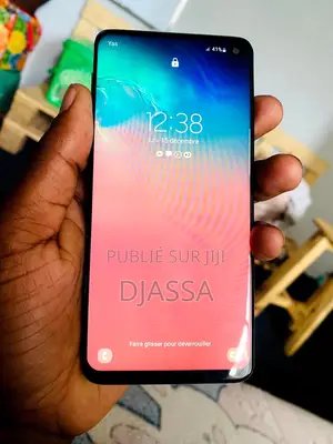 Nouveau Samsung Galaxy S10 128 GB Noir