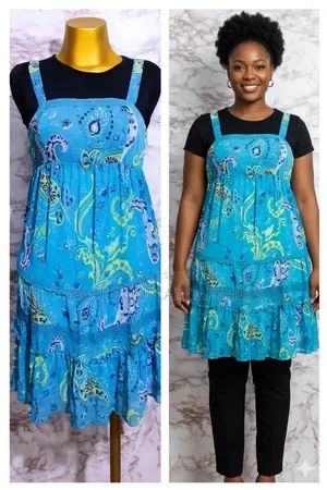 Robe Bleu Florale Imprimée Pour Femme. Solde : 1500fcfa