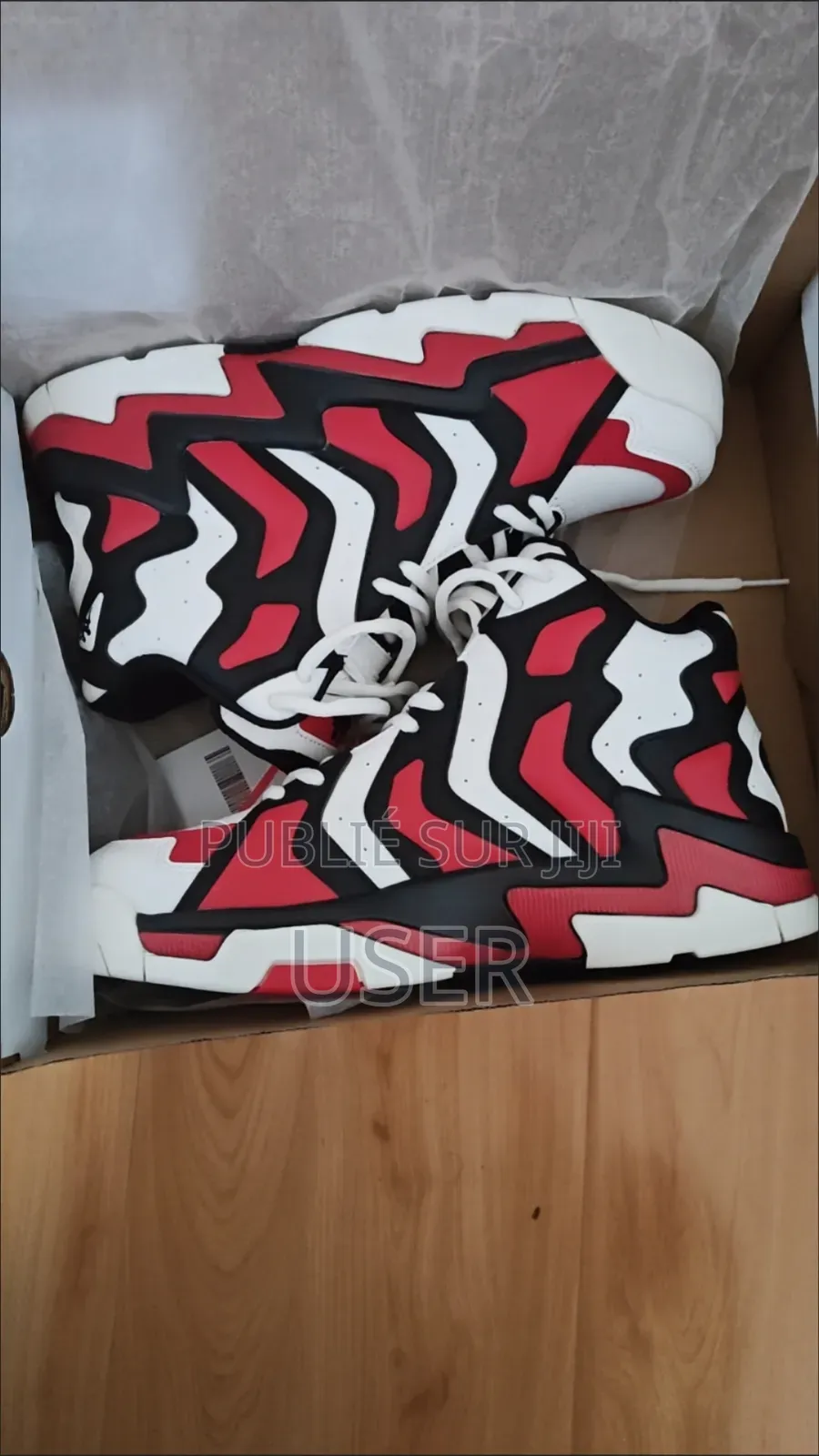 Nouvelles Baskets Montantes en Cuir