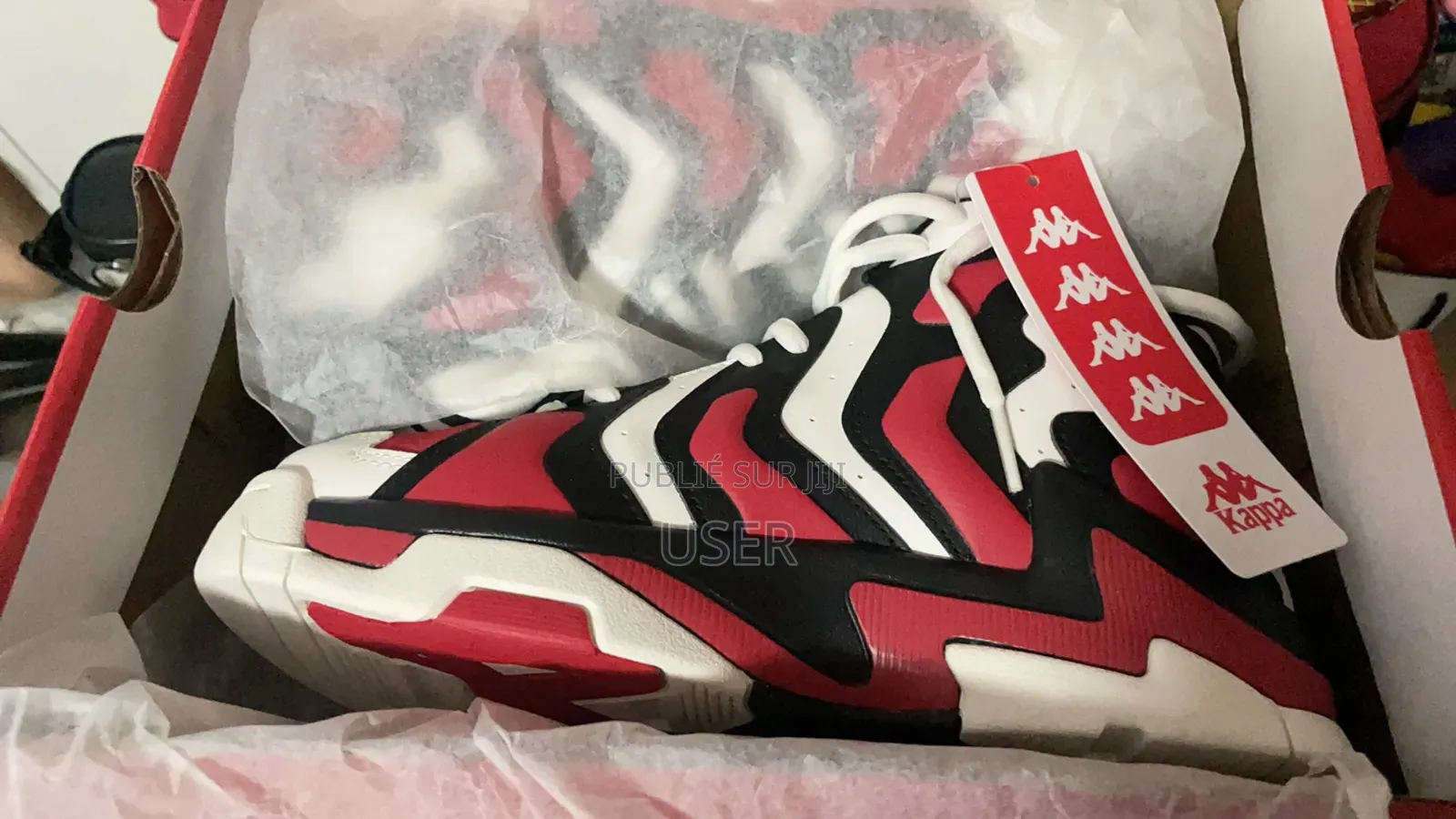 Nouvelles Baskets Montantes en Cuir