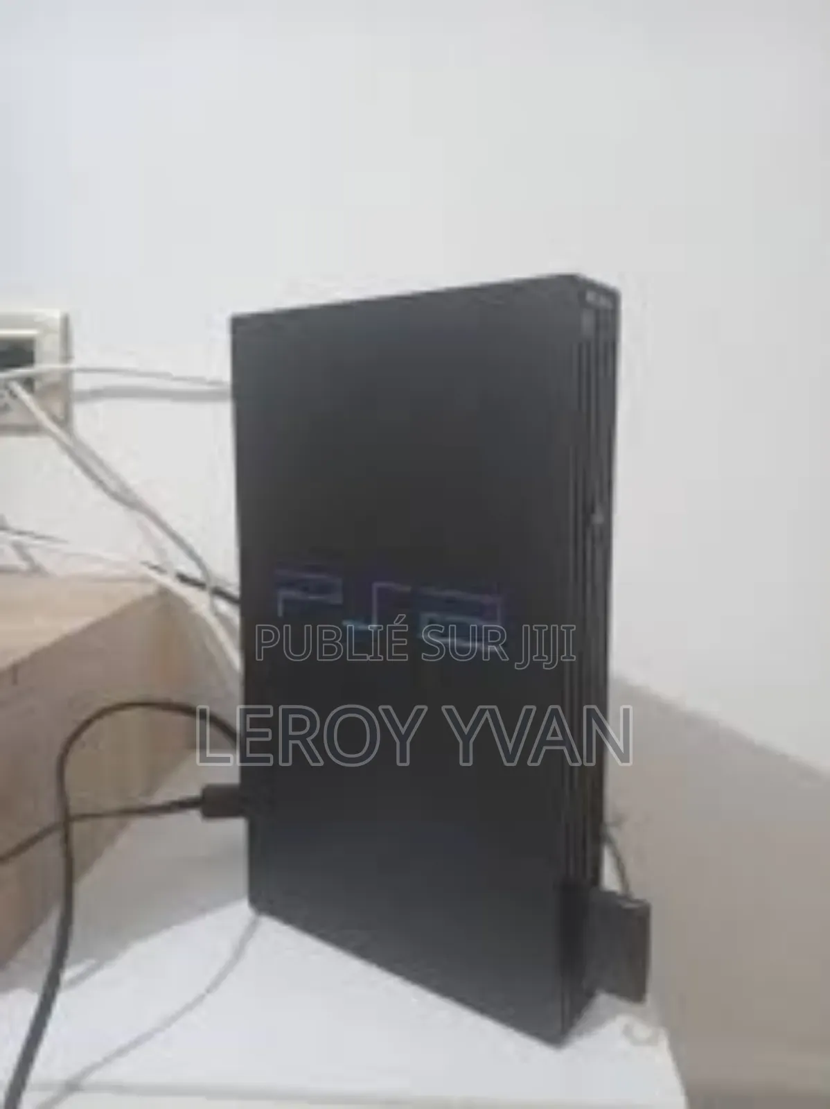 Ps2 Fonctionnelle Remis À Neuf a Bas Prix . 50 Jeux Inclus !