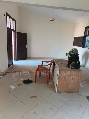 3chbre Duplex dans Cocody à Louer