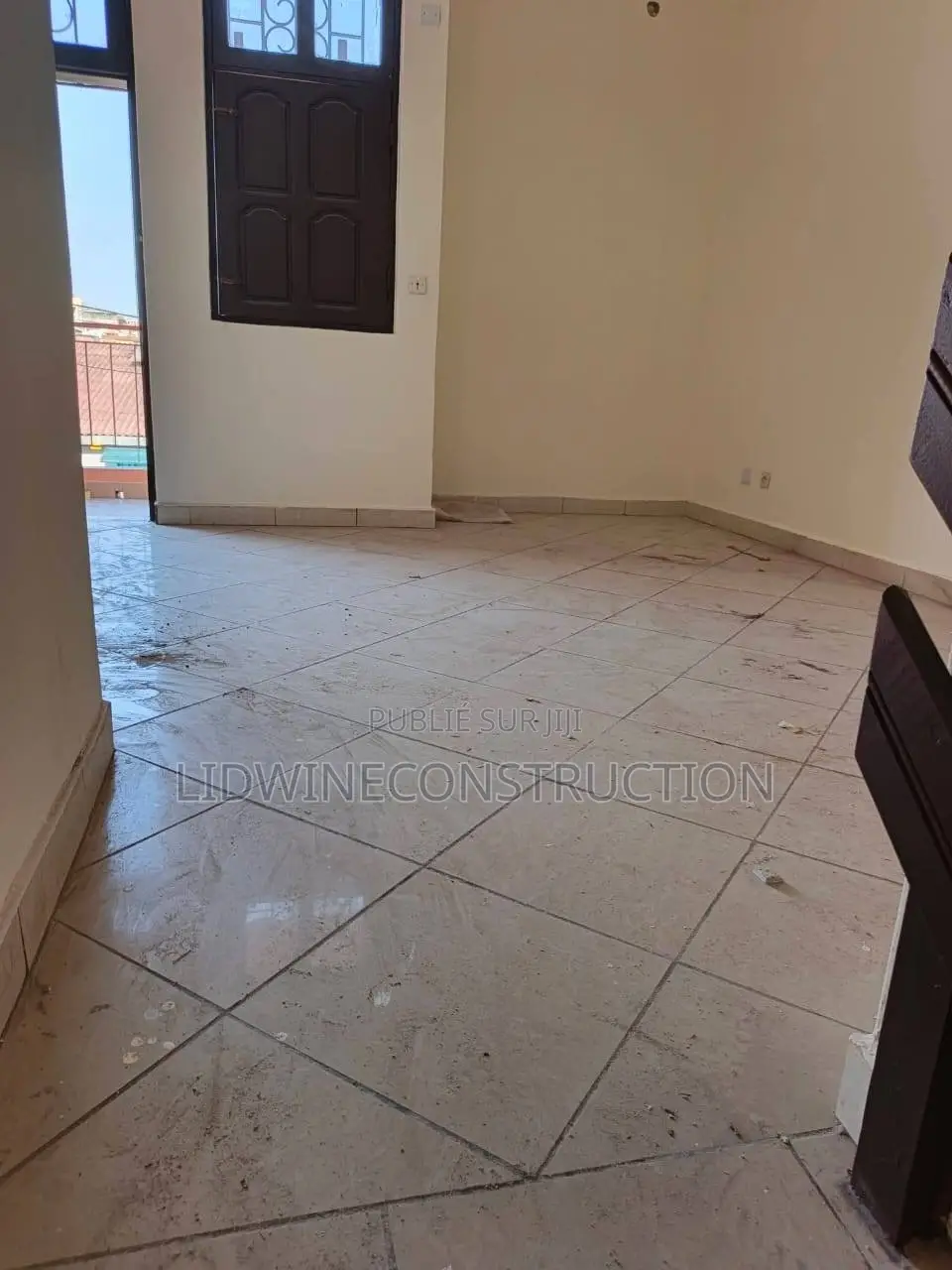 3chbre Duplex dans Cocody à Louer