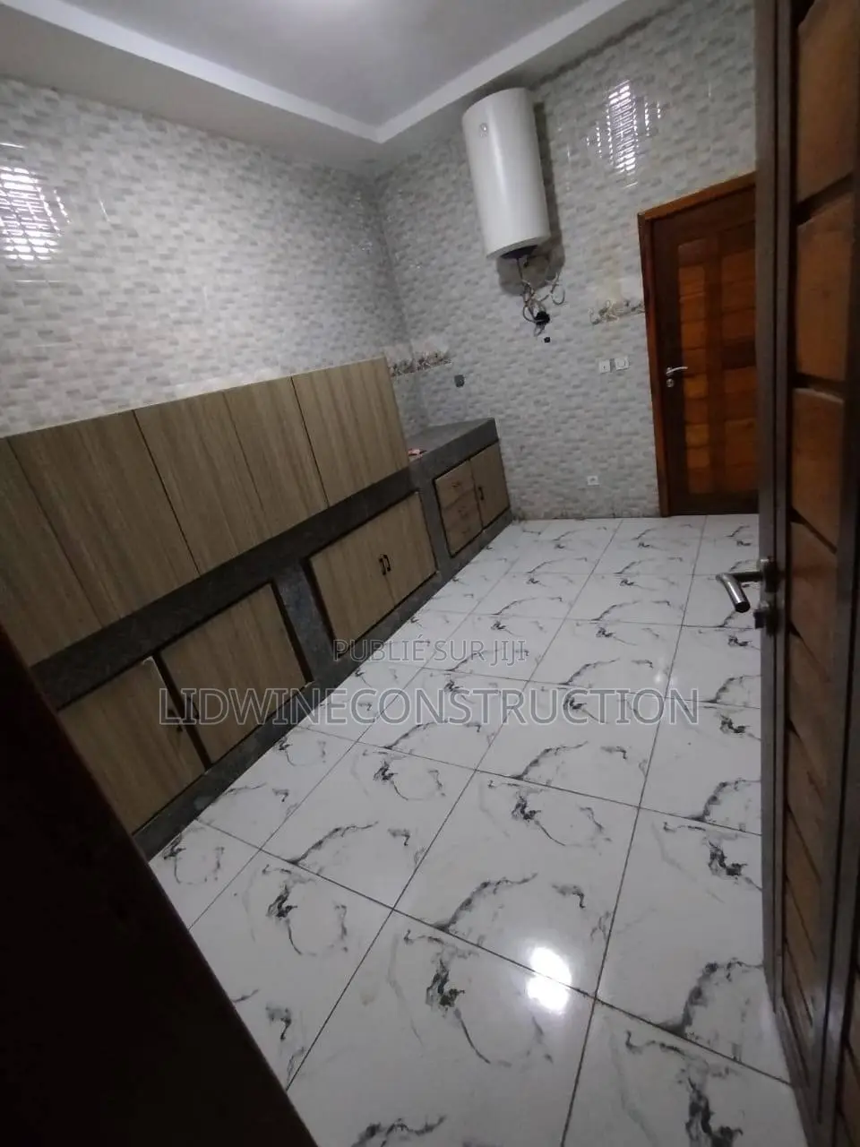 10chbre Villa dans Cocody à Louer