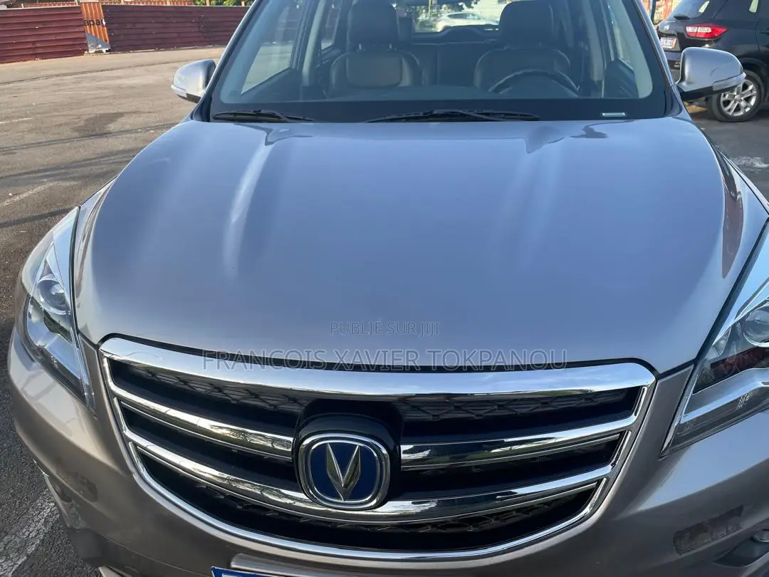 Changan CS35 2021 Gris