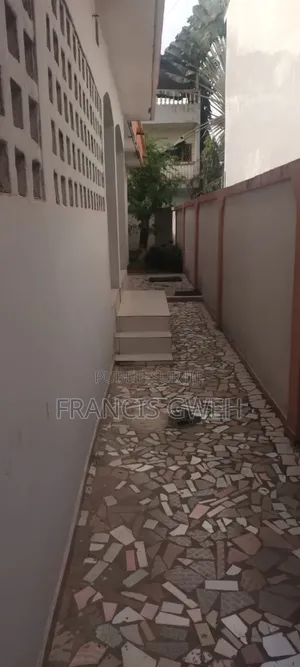 4chbre Duplex dans Francis Gweh, Cocody à Vendre
