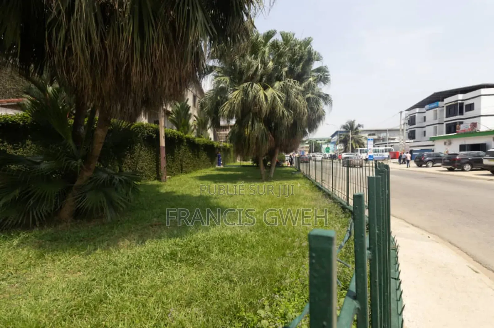 9chbre Duplex dans Francis Gweh, Cocody à Vendre