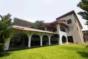 9chbre Duplex dans Francis Gweh, Cocody à Vendre