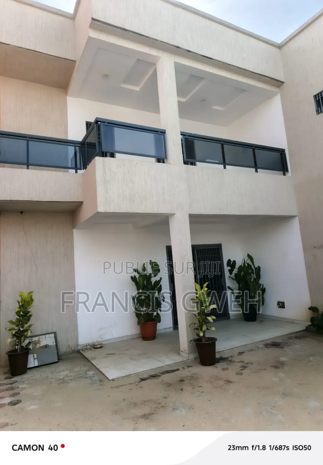 7chbre Duplex dans Francis Gweh, Cocody à Louer