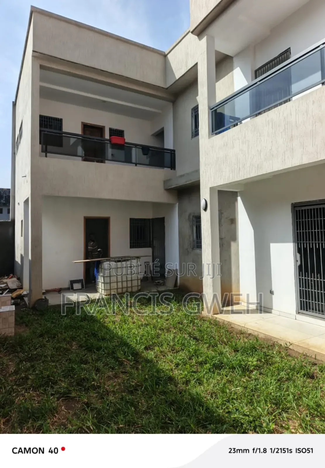 7chbre Duplex dans Francis Gweh, Cocody à Louer
