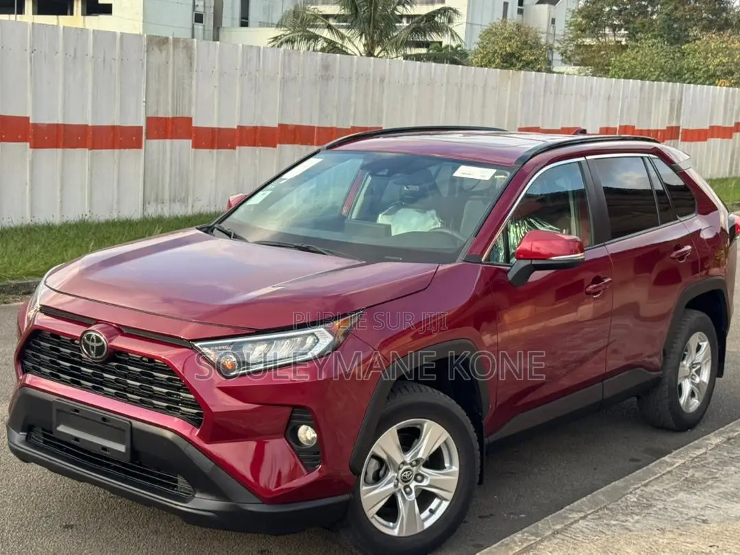 Toyota RAV4 2022 Rouge