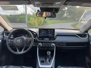 Toyota RAV4 2022 Rouge