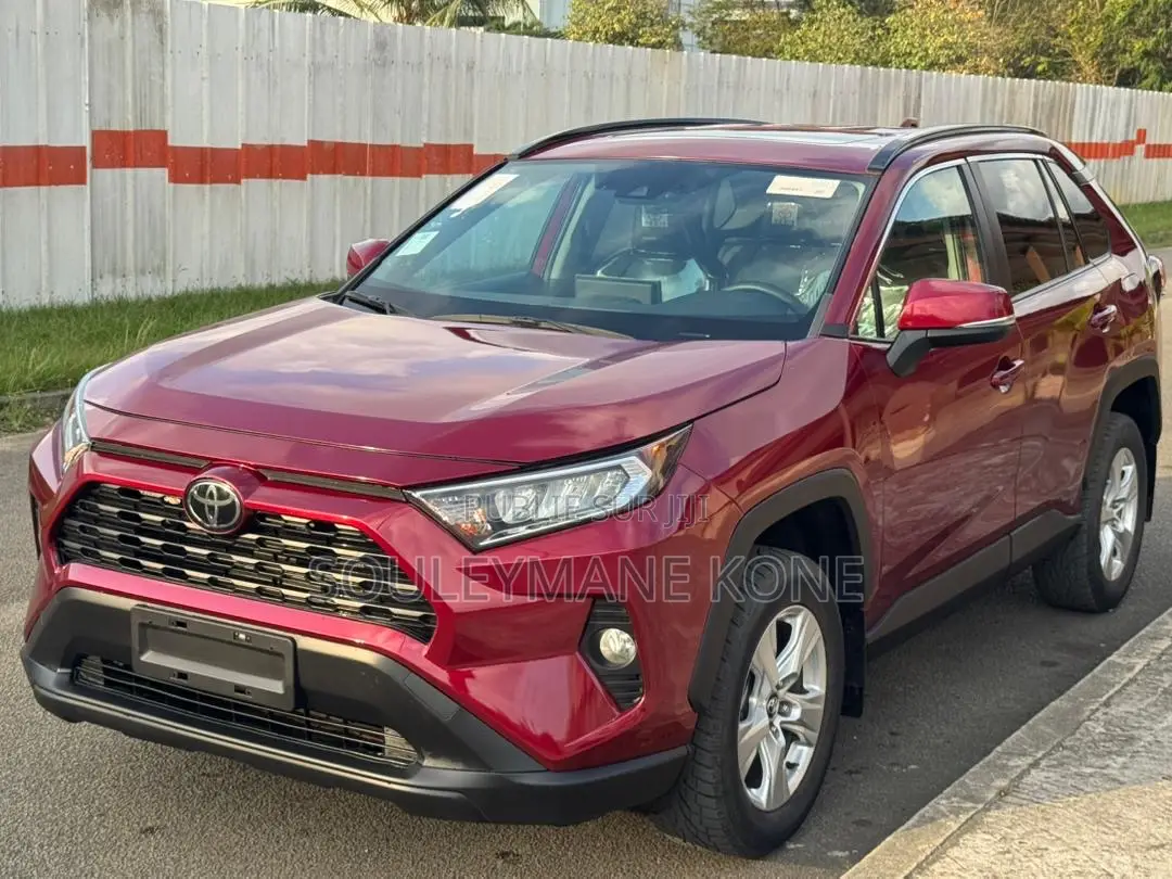 Toyota RAV4 2022 Rouge