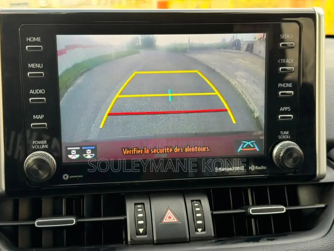 Toyota RAV4 2022 Rouge