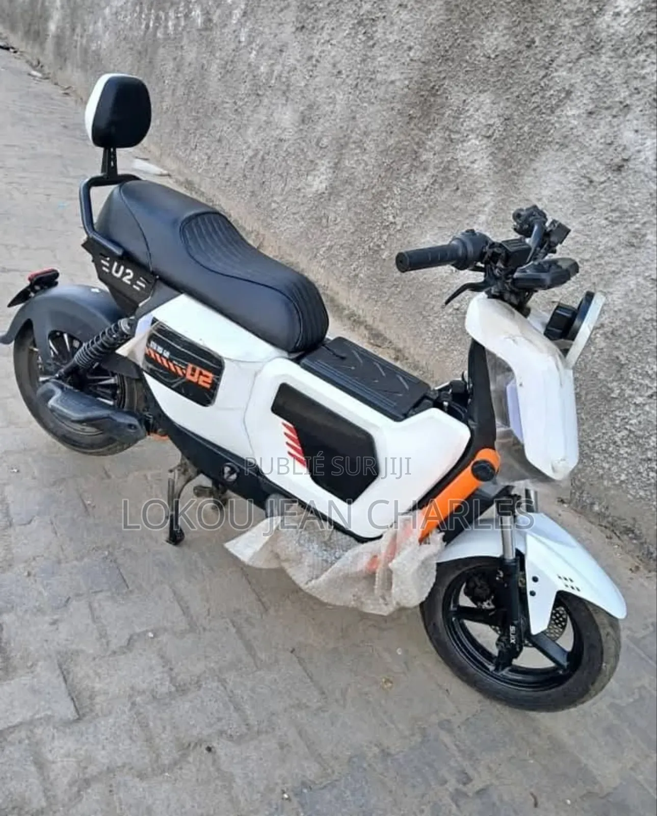 Nouveau Revoo A10 2024 Blanc