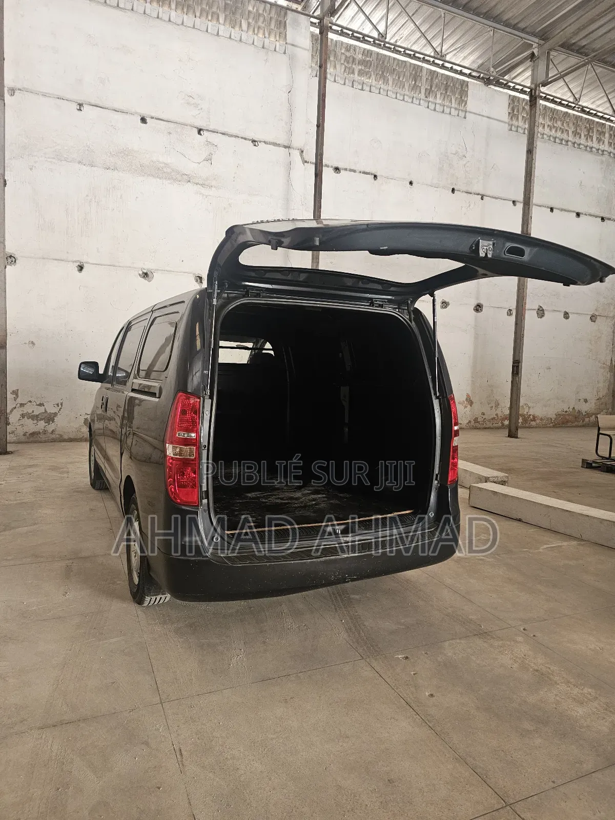 Hyundai H1 2019 Gris
