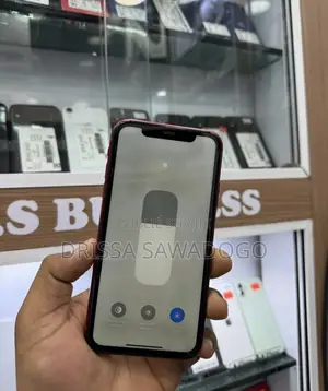 Nouveau Apple iPhone 11 256 GB Rouge