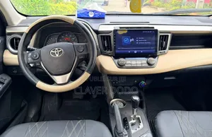 Toyota RAV4 2015 Noir