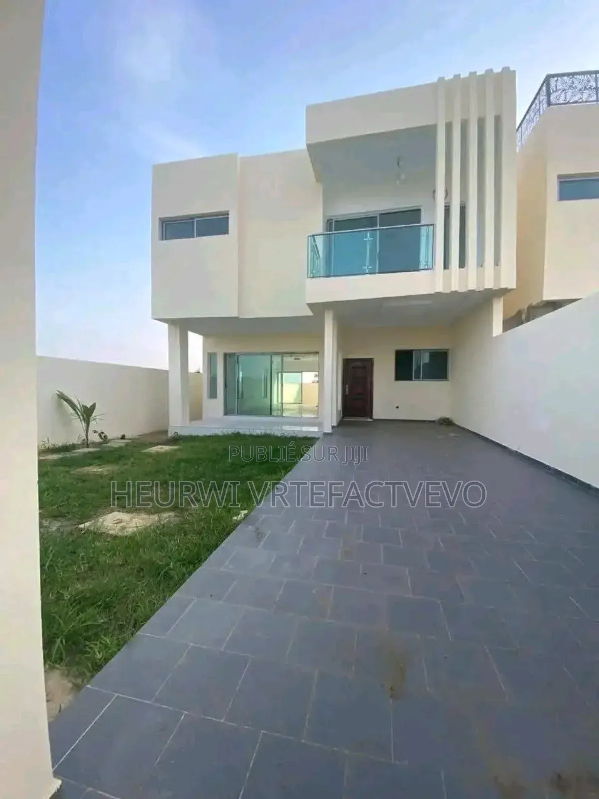 4chbre Duplex dans Cocody à Vendre