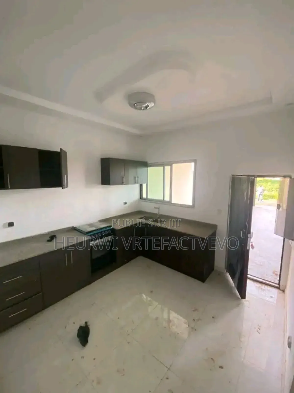 4chbre Duplex dans Cocody à Vendre