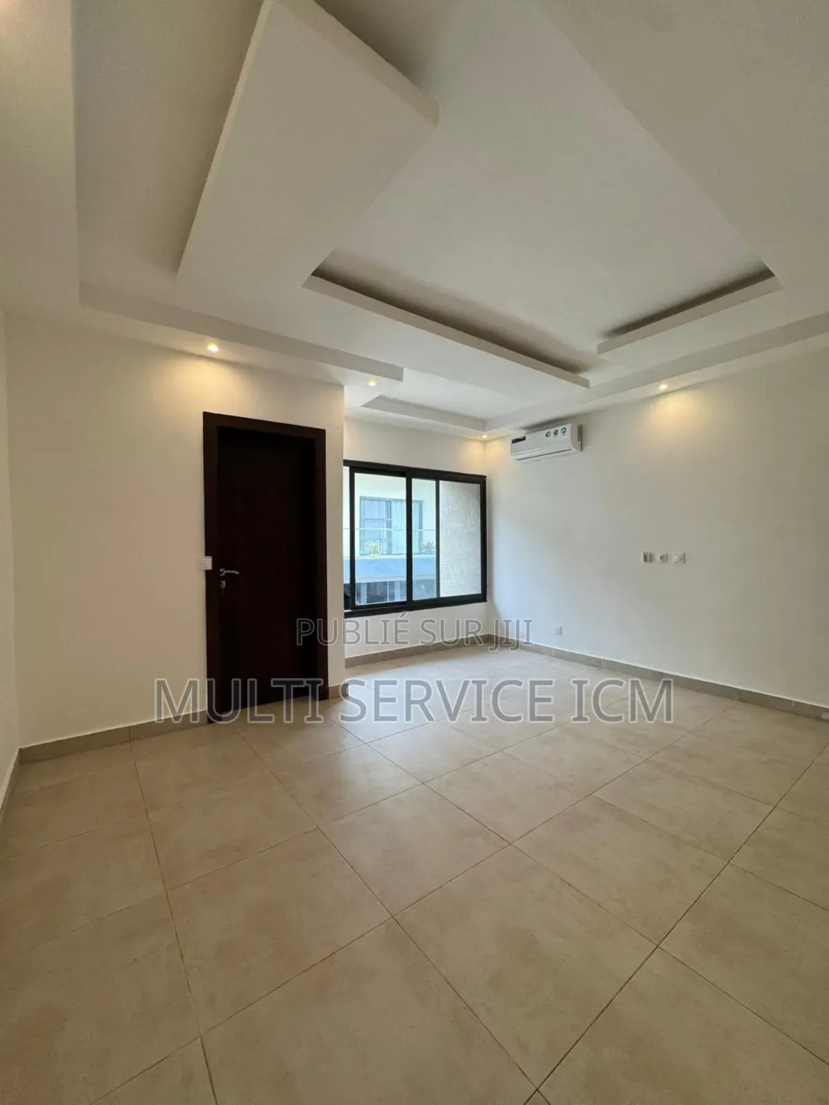 6chbre Villa dans Ismael Coulibaly, Cocody à Vendre