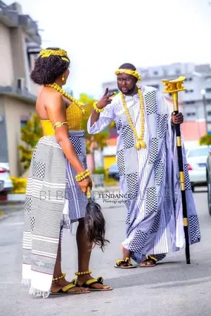 Vente De Pagnes Traditionnels De Qualité