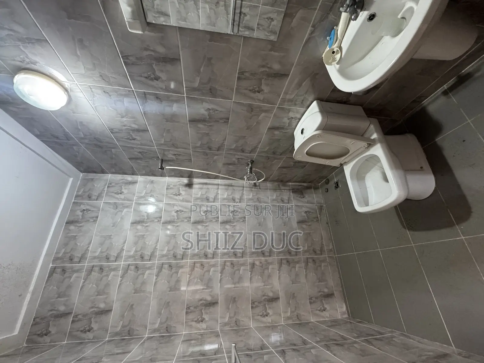 5chbre Villa dans Mohamed, Cocody à Vendre