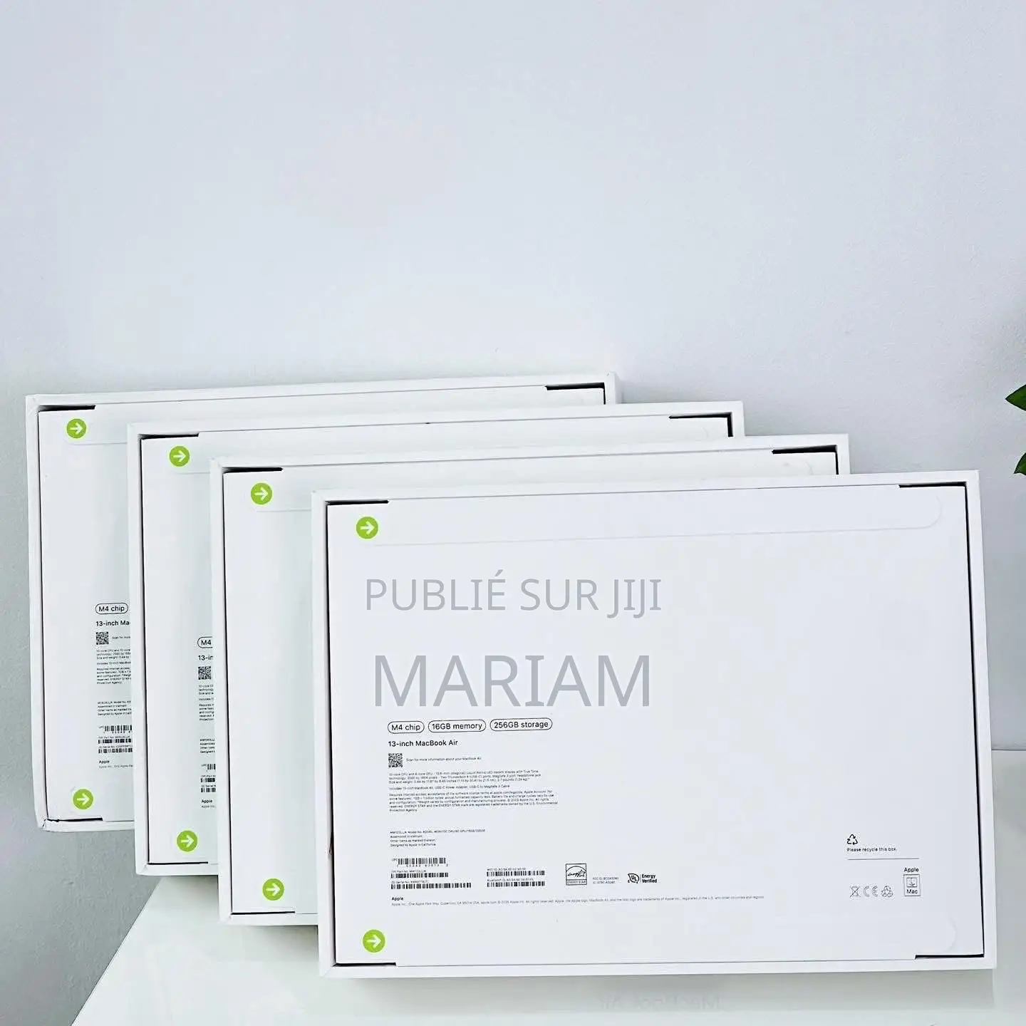 Nouveau Apple MacBook Air 2025 M4 13-inch 16GB Apple M4 SSD 256GB