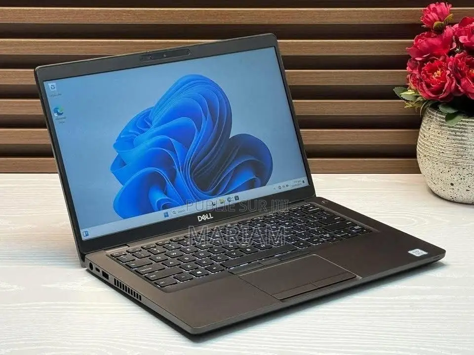Nouveau Dell Latitude 5400 16GB Intel Core i7 SSD 512GB