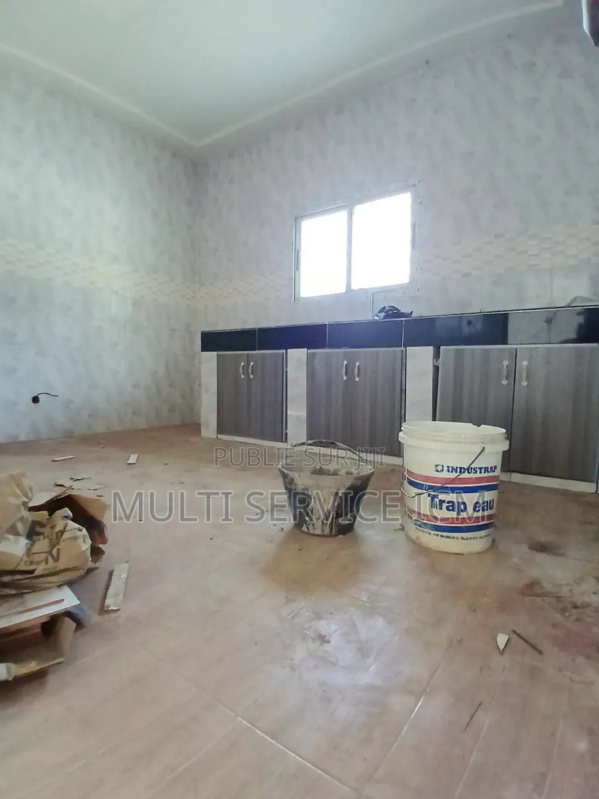 3chbre Maison dans Bingerville Palais à Vendre