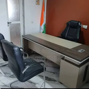 5chbre Duplex dans Sergio, Cocody à Louer