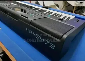 Piano Yamaha 473