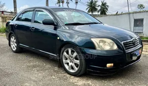 Toyota Avensis 2005 Bleu